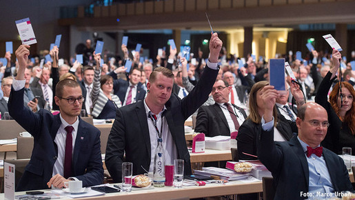 Abstimmung beim dbb Gewerkschaftstag 2017