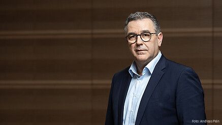 Das Foto zeigt dbb-Vize Andreas Hemsing.