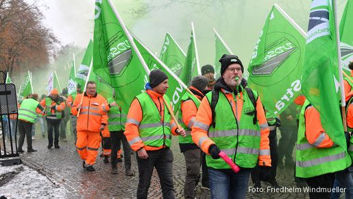 Einkommensrunde 2023, TdL, Demo Potsdam, Tarifverhandlungen, dritte Runde