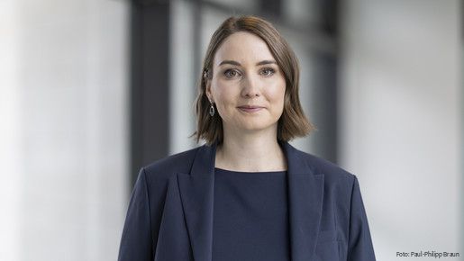 Das Foto zeigt Katharina Schenk, Ministerin im Thüringer Ministerium für Soziales, Gesundheit, Arbeit und Familie.